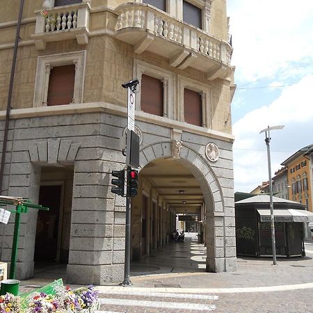 Apartment Bergamo Centro Storico חדר תמונה